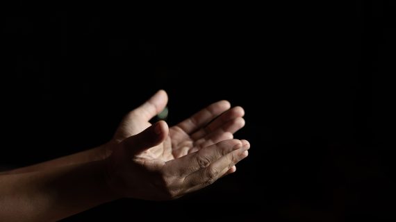 Pengertian dan Keutamaan Amal Jariyah