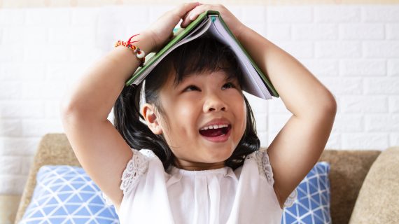 5 Tips Simpel Agar Anak Gemar Membaca